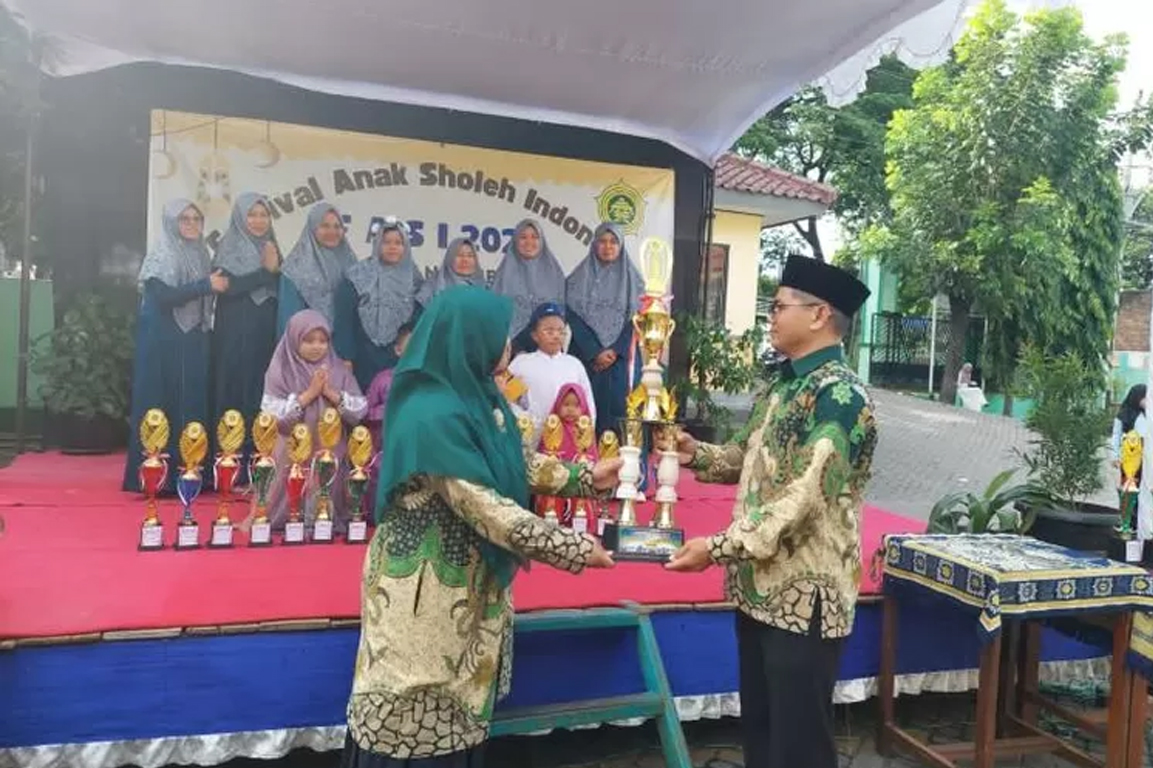 Ratusan Santri Se-Kecamatan Tembalang Meriahkan FASI, Targetkan Juara Nasional